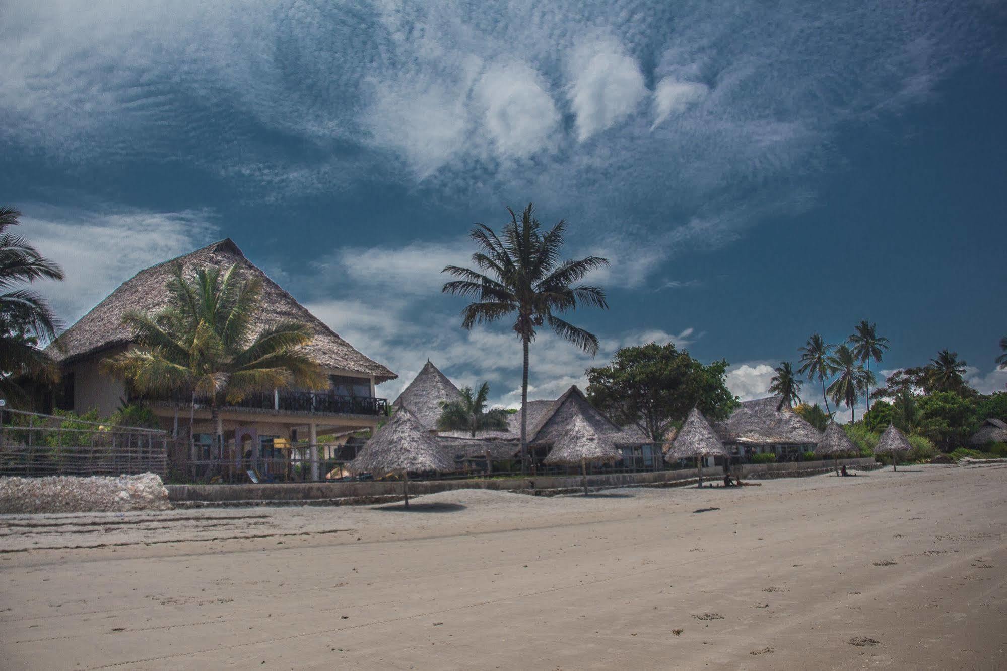 Millennium Sea Breeze Resort Bagamoyo Exterior foto